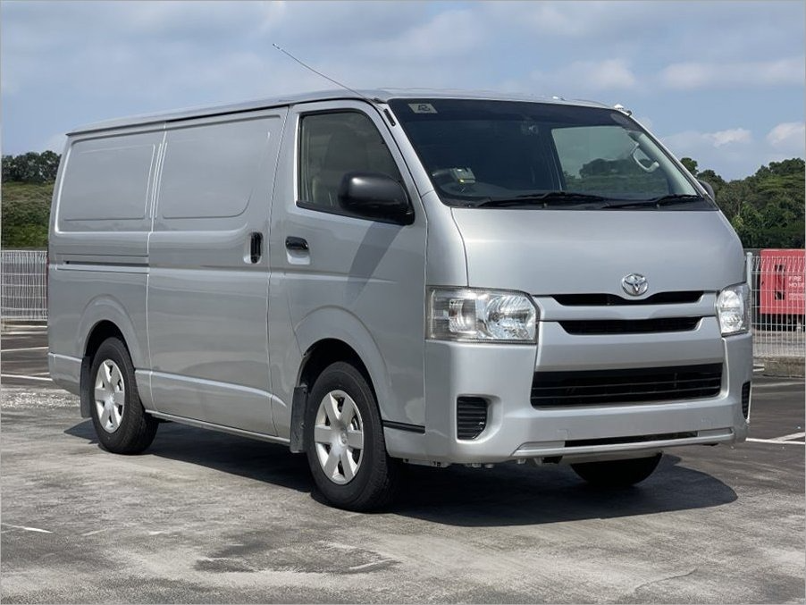 Used Car TOYOTA HIACE VAN TURBO 5DR DIESEL MT (2020) Silver